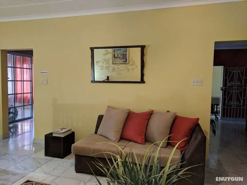 Rockhampton Retreat Guest House - Lobi