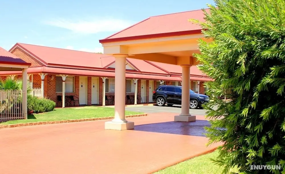 Roma Mid Town Motor Inn - Dış Mekan