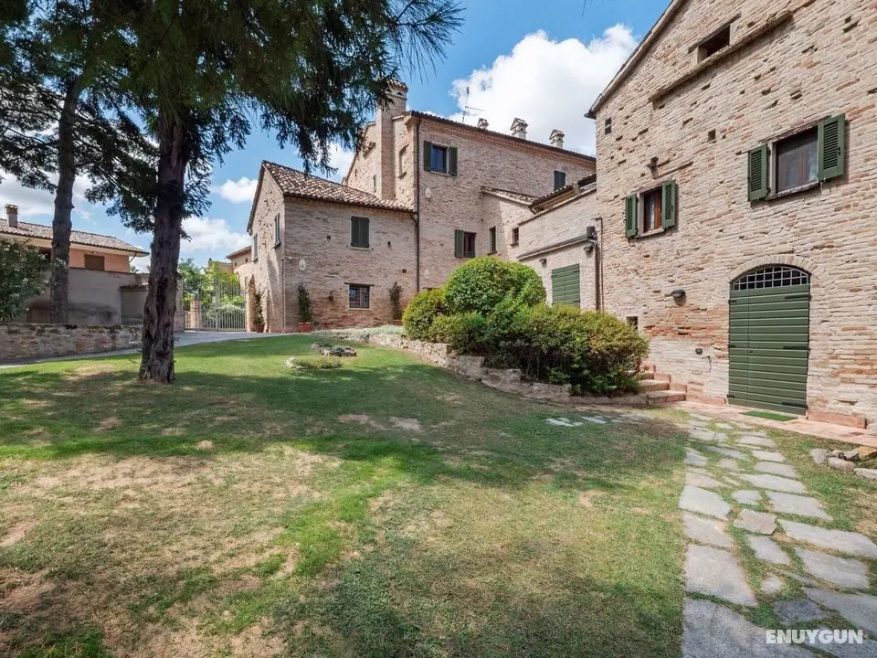 Romantic Apartment in Mombaroccio With Swimming Pool - Öne Çıkan Resim
