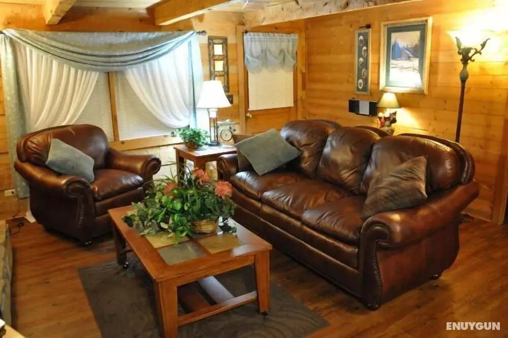 Romantic Hideaway - Öne Çıkan Resim