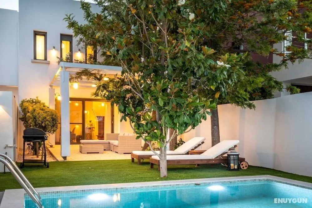 Romantic homely Villa Aura w pool - Öne Çıkan Resim