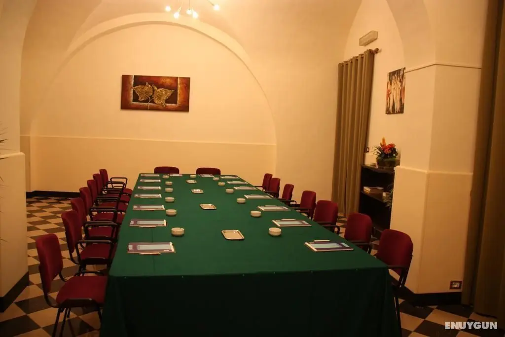 Villa Romeo (Catania) - Genel