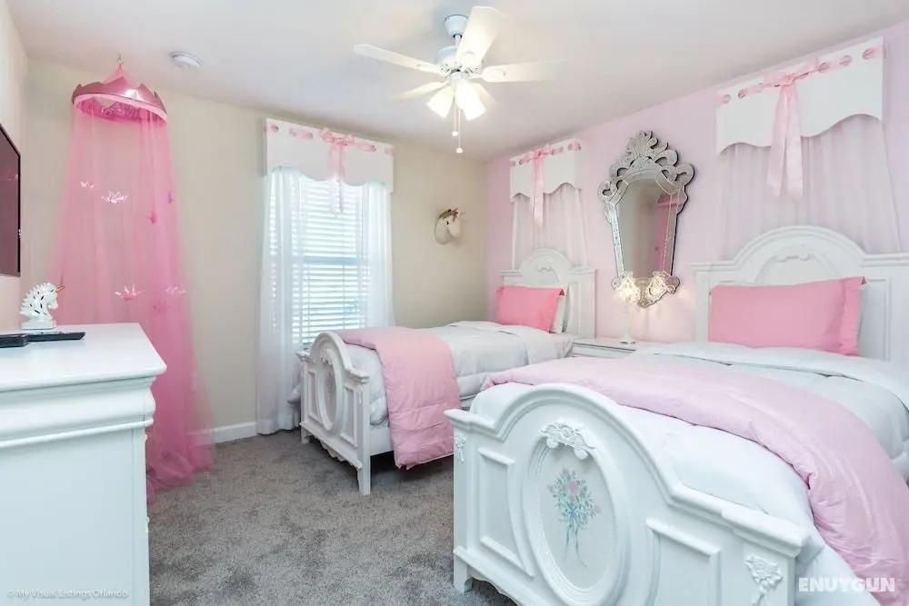 Romeo Circle Villa Storey Lake - Oda