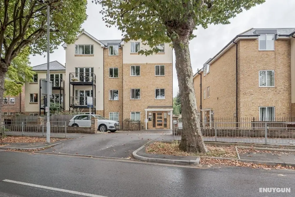 Roomspace Apartments - Nevis Court - Oda Düzeni