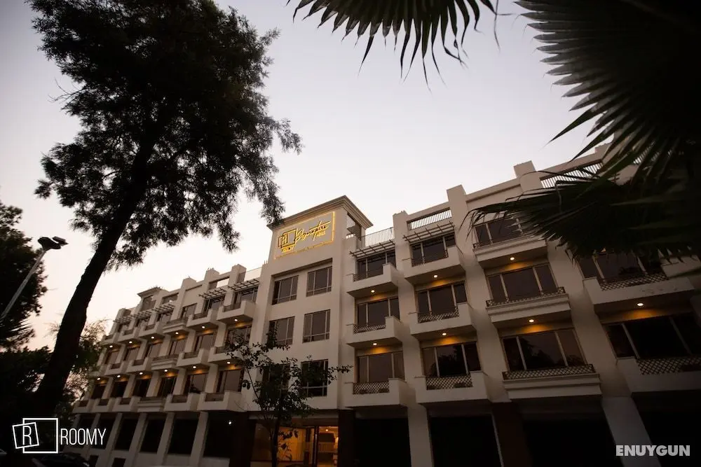 Roomy Signature Hotel - Dış Mekan
