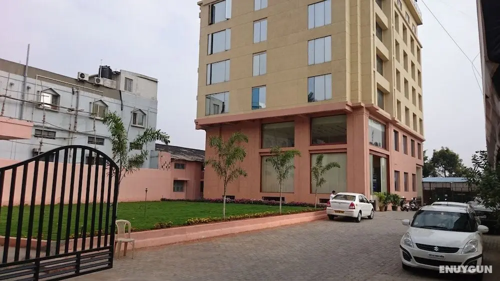 Rosewood International Hotel - Dış Mekan