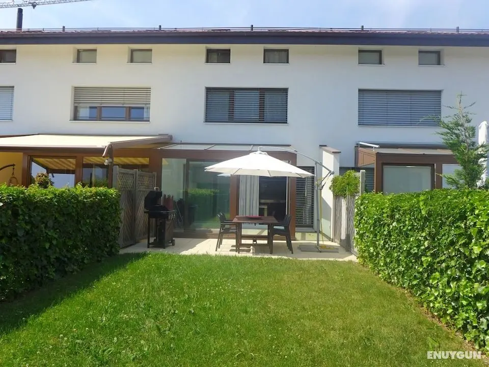 Route de Coinsin Lussy-sur-morges - Öne Çıkan Resim