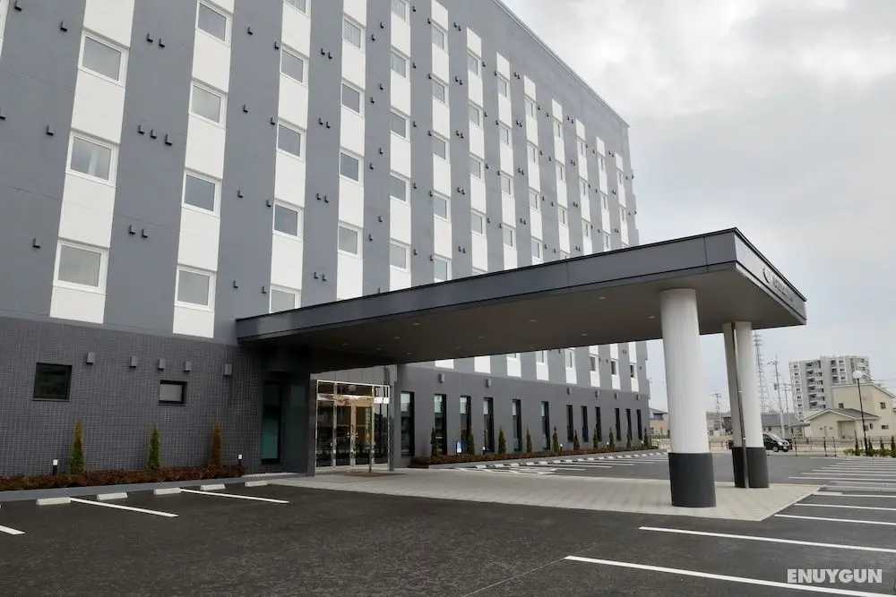 Hotel Route-Inn Yanagawa Ekimae - Dış Mekan
