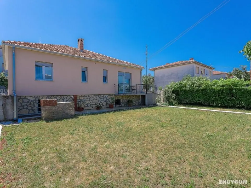 Rovere Pula in Pula With 2 Bedrooms and 1 5 Bathrooms - Oda