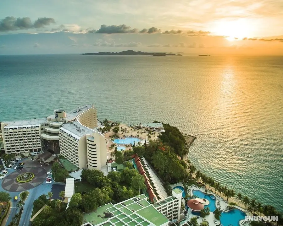Royal Cliff Beach Hotel - Dış Mekan
