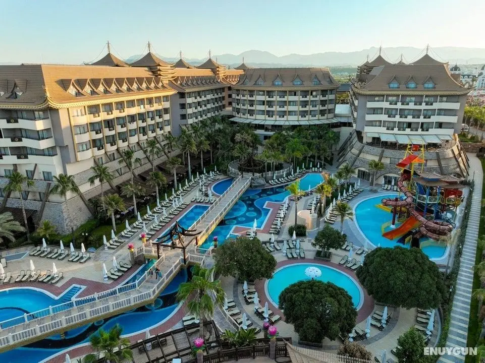 Royal Dragon Hotel - Havuz