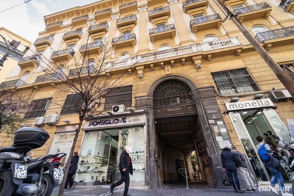Royal House Napoli Centro - Dış Mekan