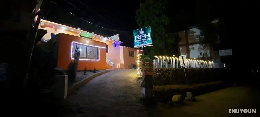 Royal Punjab Hunza Hotel And Restaurant - Öne Çıkan Resim