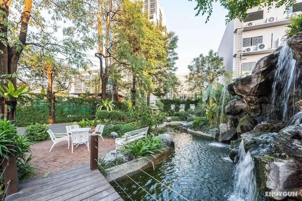 Royal Suite Hotel Bangkok - Dış Mekanlar