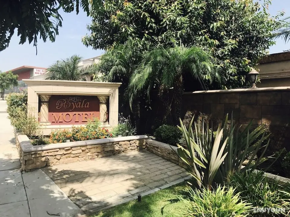 Royala Inn - Dış Mekan