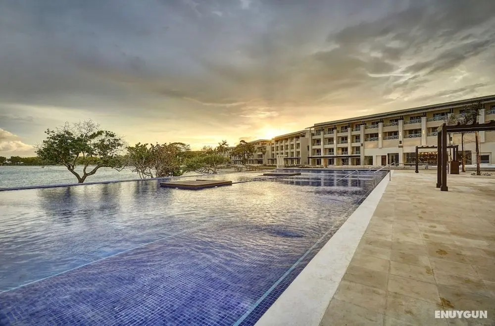 Royalton Negril, An Autograph Collection All-Inclusive Resort - Öne Çıkan Resim