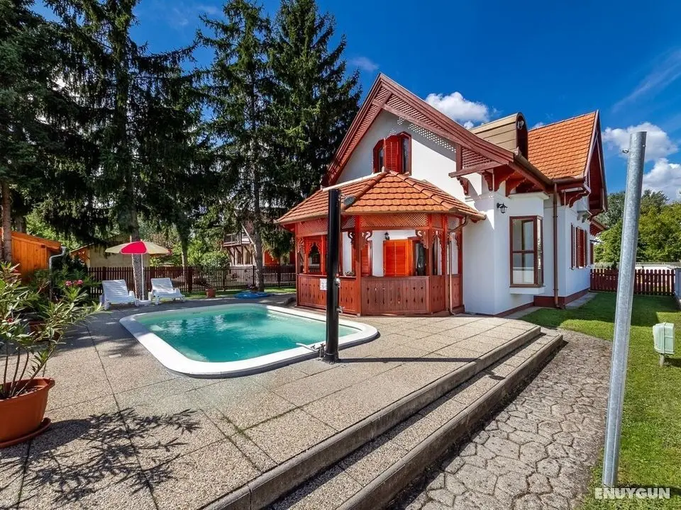 Ruby 1 Balatonber ny - Öne Çıkan Resim