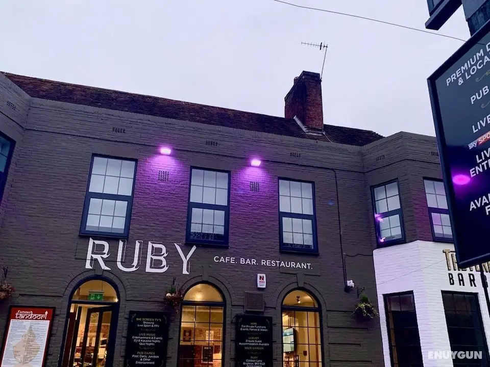 RUBY Pub & Hotel - Öne Çıkan Resim