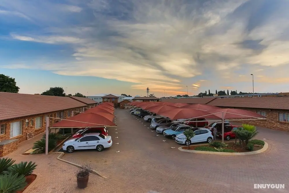 Rudman Townhouses - Otopark