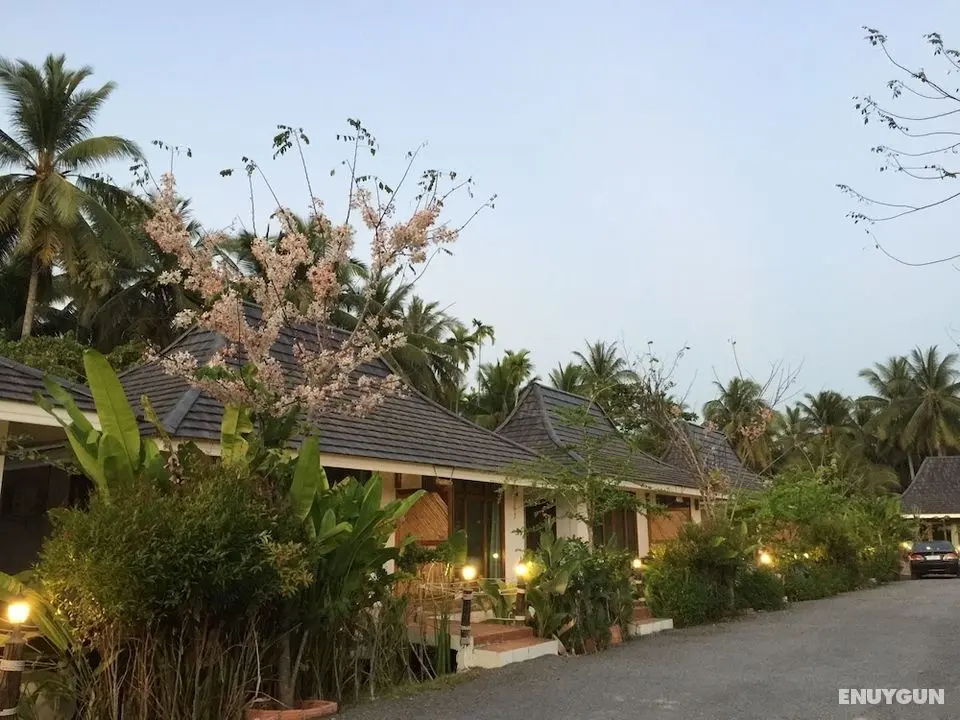 Ruean Thai Nai Bang by Pansak Resort - Dış Mekan