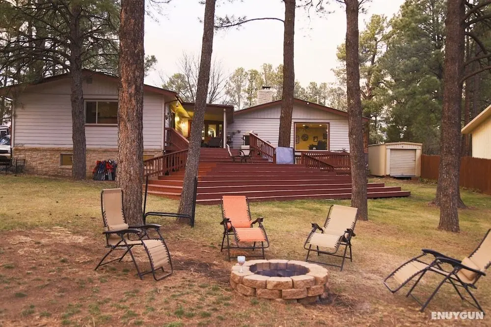 Ruidoso Pines - Öne Çıkan Resim