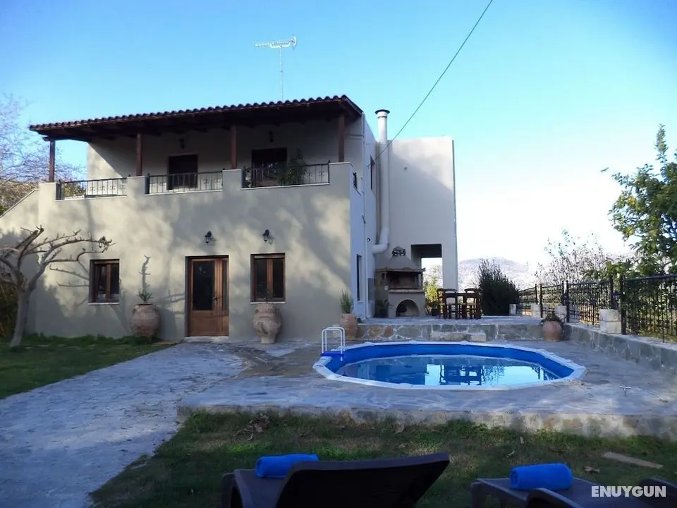 Rural Spacious Villa with Pool at Central Crete - Öne Çıkan Resim