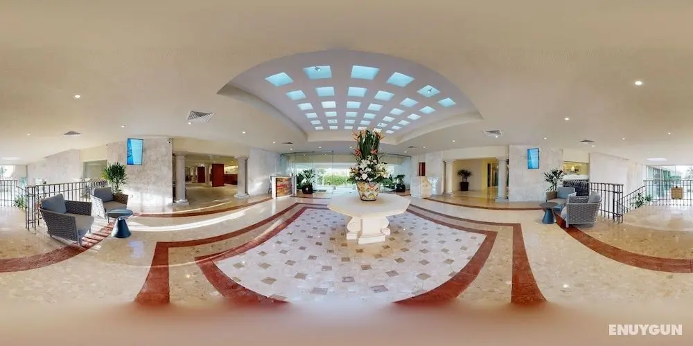 The Villas Cancun by Grand Park Royal - All Inclusive - Lobi