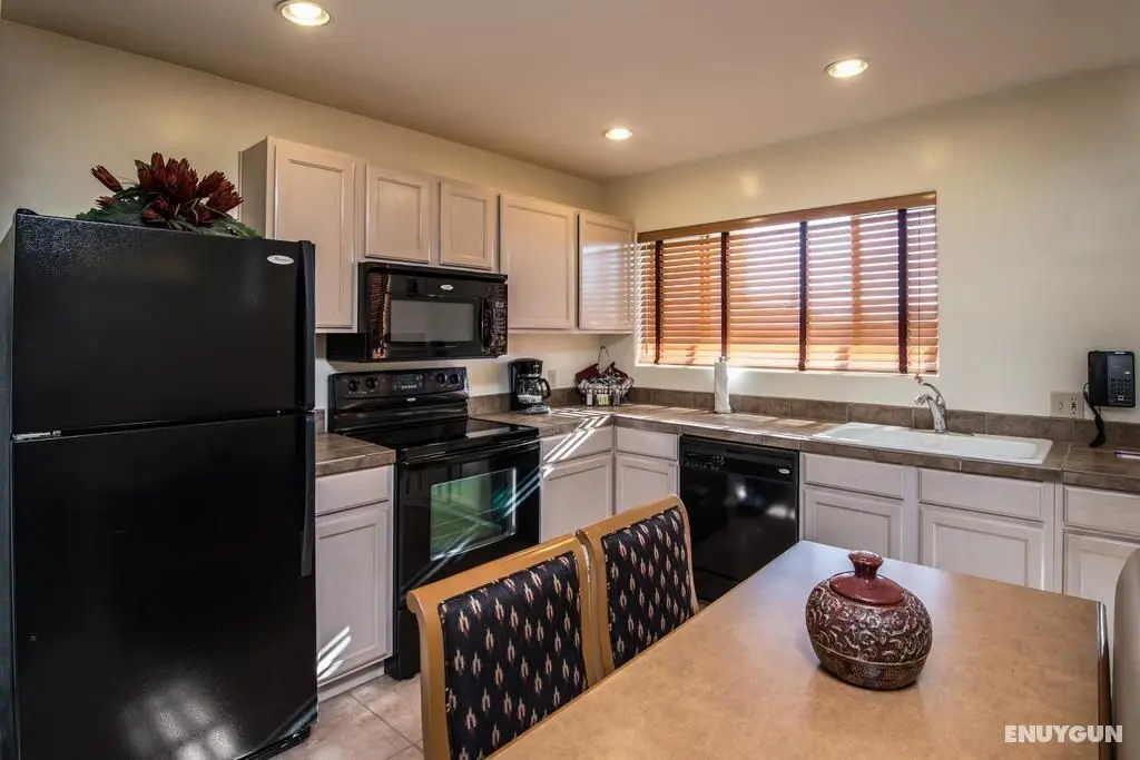 Villas of Cave Creek - Genel