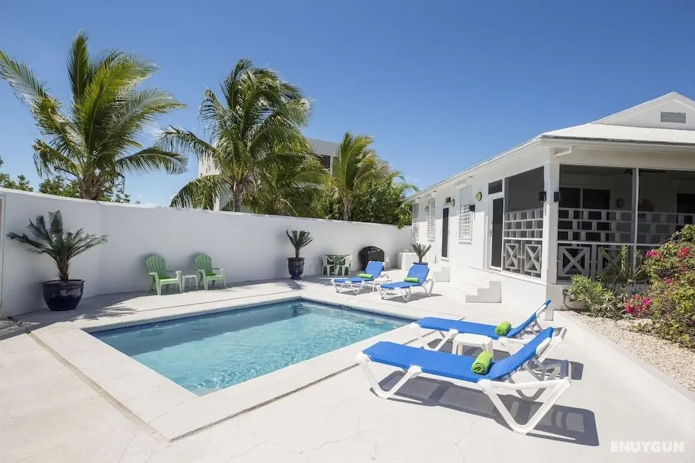 Villas of Elephant Walk, TCI - Öne Çıkan Resim