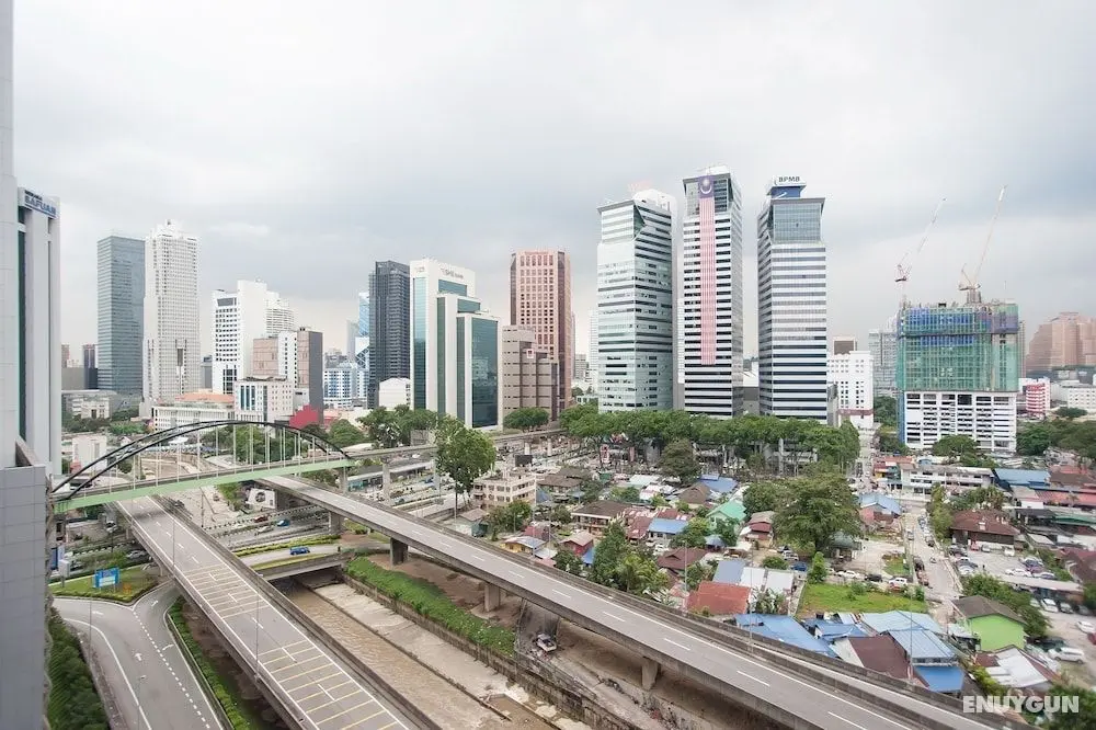 S8 COZY 1 BR - KLCC - KL Tower - High Speed WiFi - Konum Öne Çıkanlar