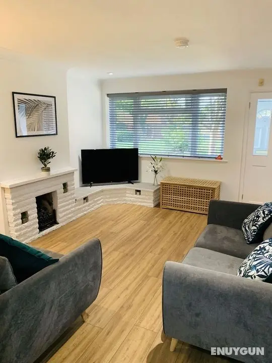 SA Today Farnham with Fibre Wi-Fi & Netflix - Öne Çıkan Resim