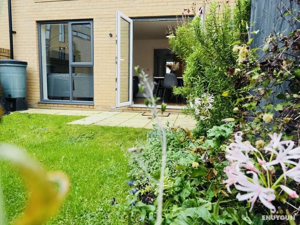 SA Today Firepool Cres Taunton Fibre Wi-fi Netflix - Oda