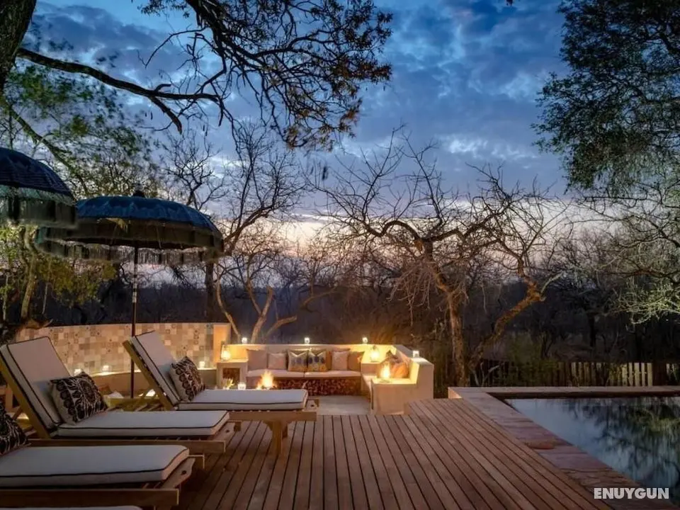 Safari Moon Luxury Bush Lodge - Havuz