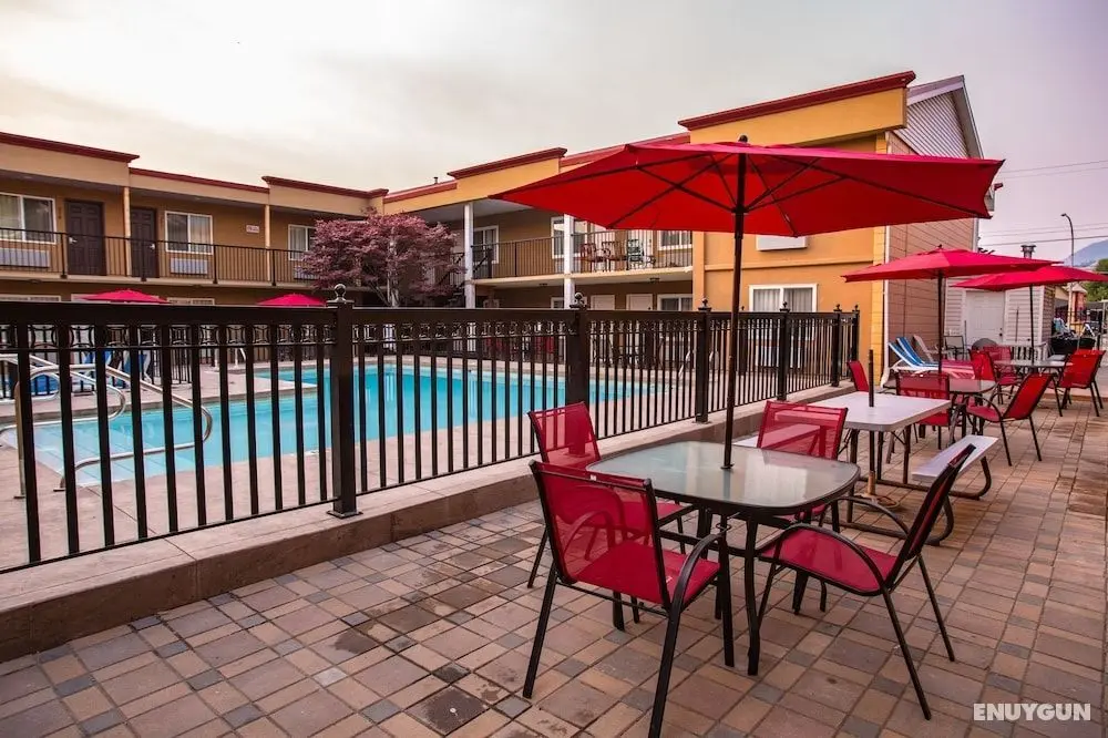 Sahara Courtyard Inn Penticton - Öne Çıkan Resim
