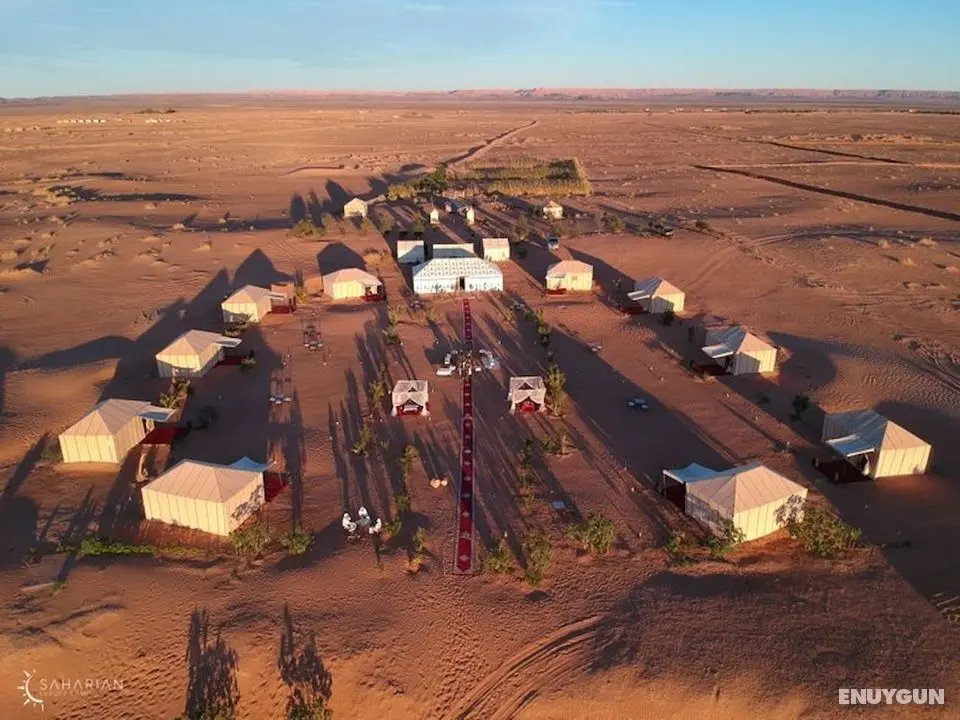 Saharian Luxury Camp - Dış Mekan