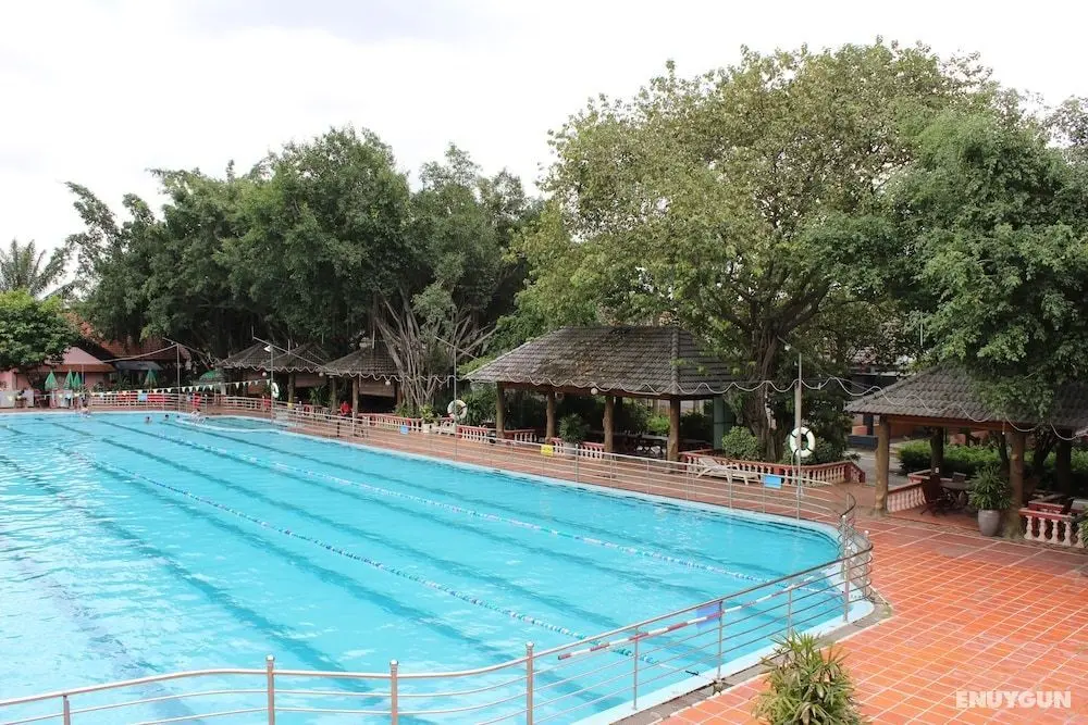 Saigon Park Resort - Havuz