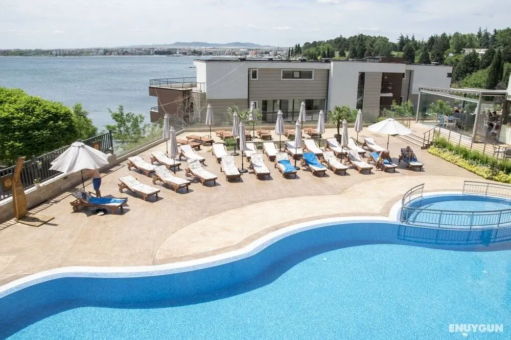 Hotel Saint Panteleimon Beach - Dış Mekanlar