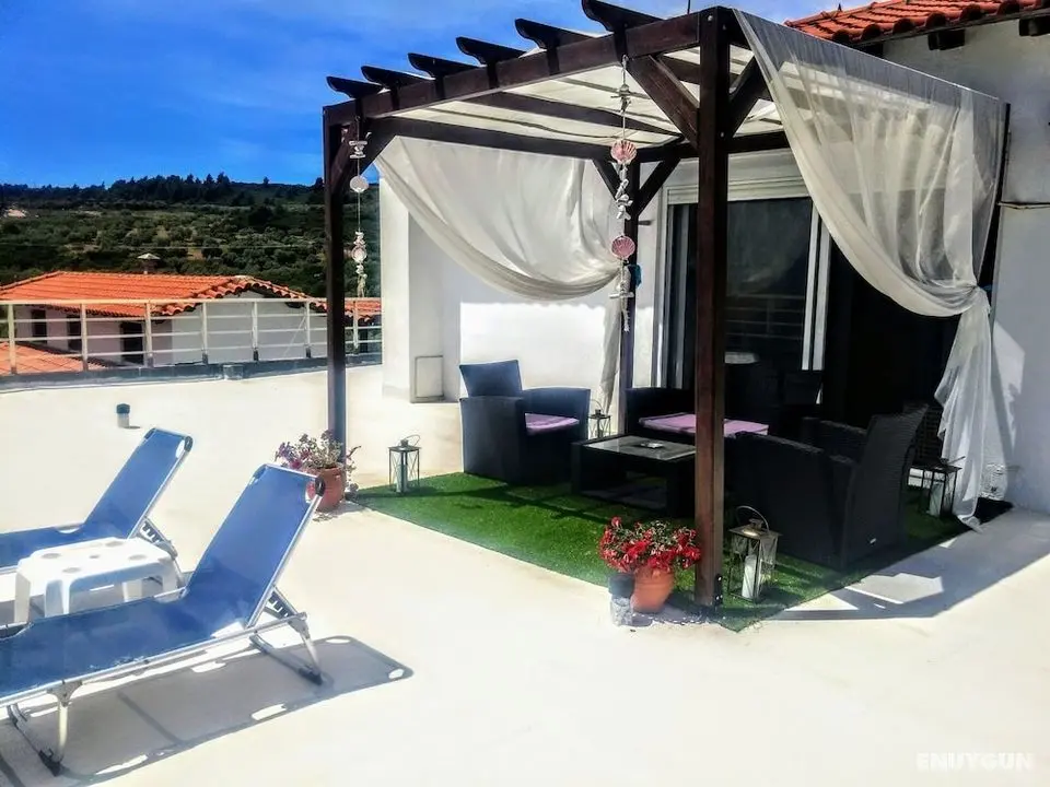 Salonikiou Beach Deluxe Apartments - Dış Mekan