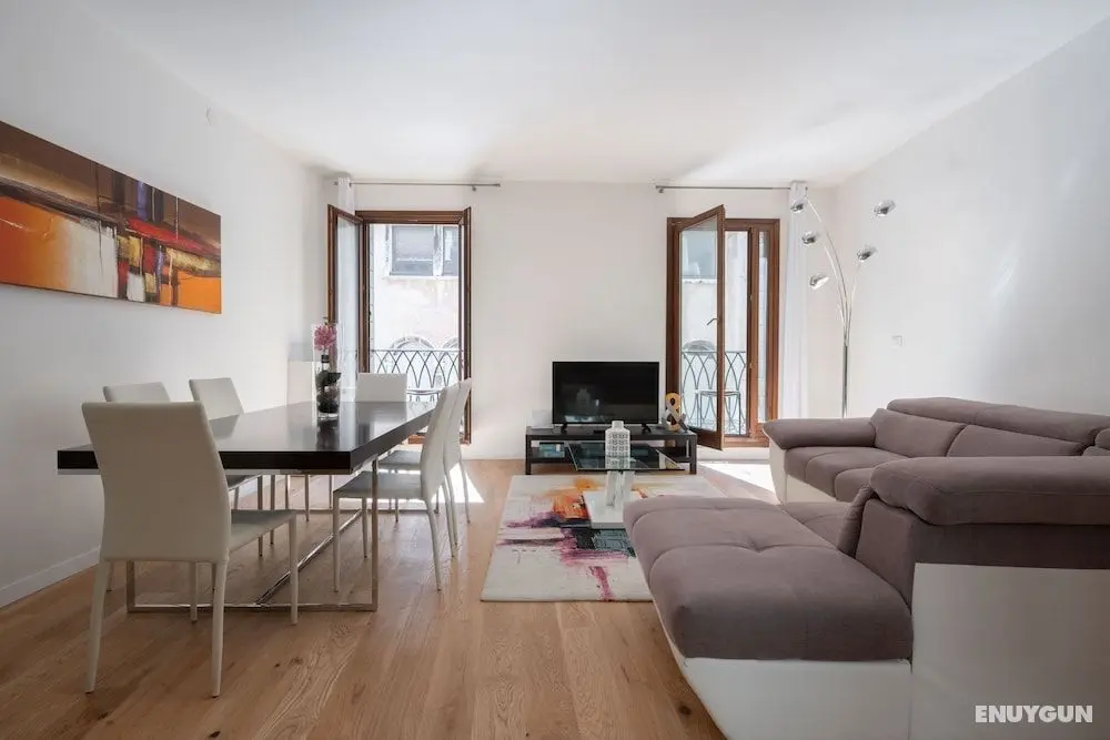 San Marco Prestige with Terrace by Wonderful Italy - Öne Çıkan Resim
