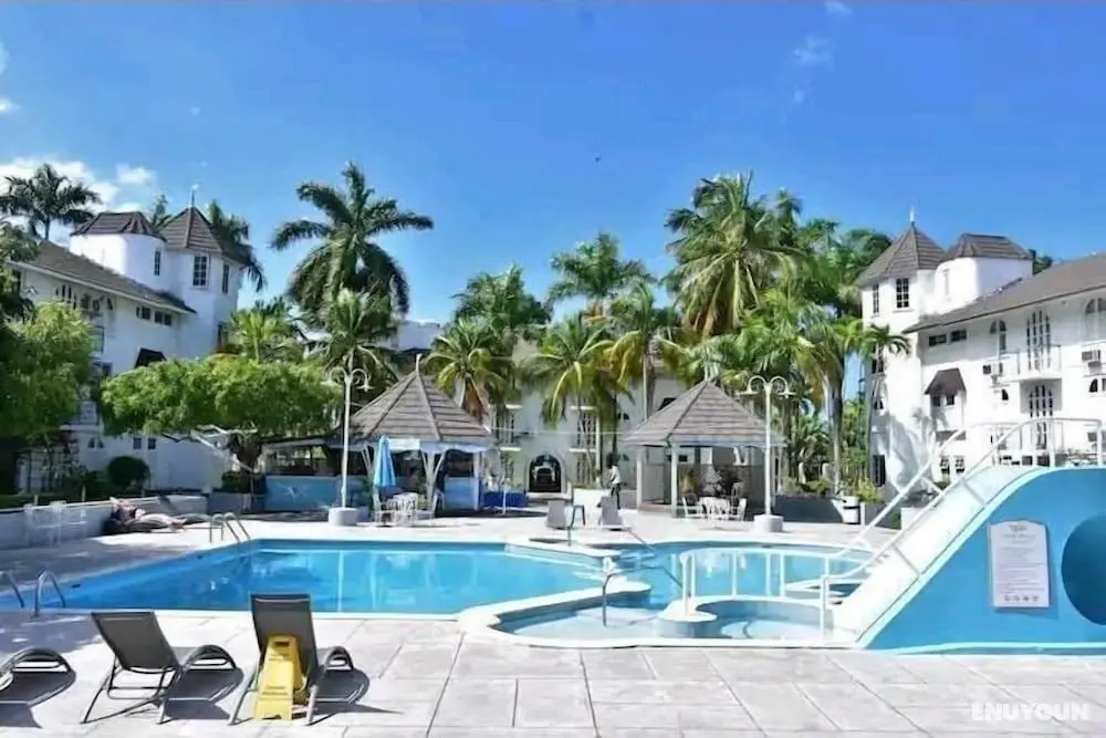 Sand Castle Hotel - Öne Çıkan Resim