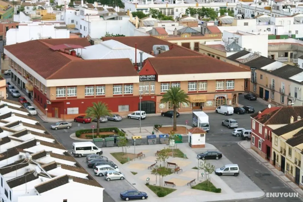 Hotel Sandra - Dış Mekan