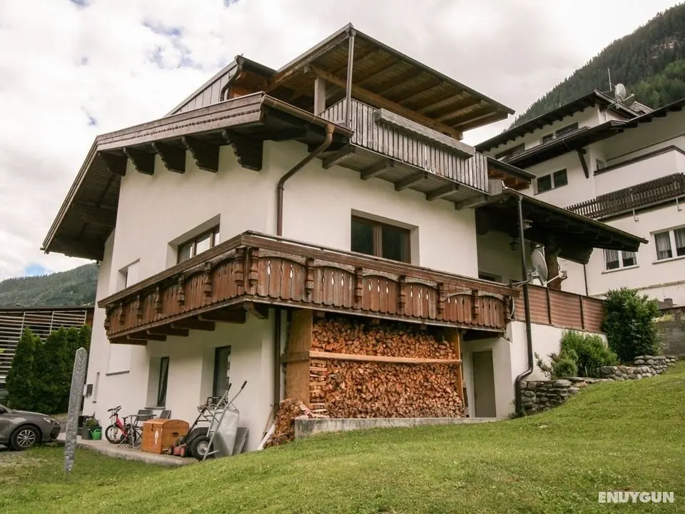 Sandra See in See With 2 Bedrooms and 1 5 Bathrooms - Öne Çıkan Resim