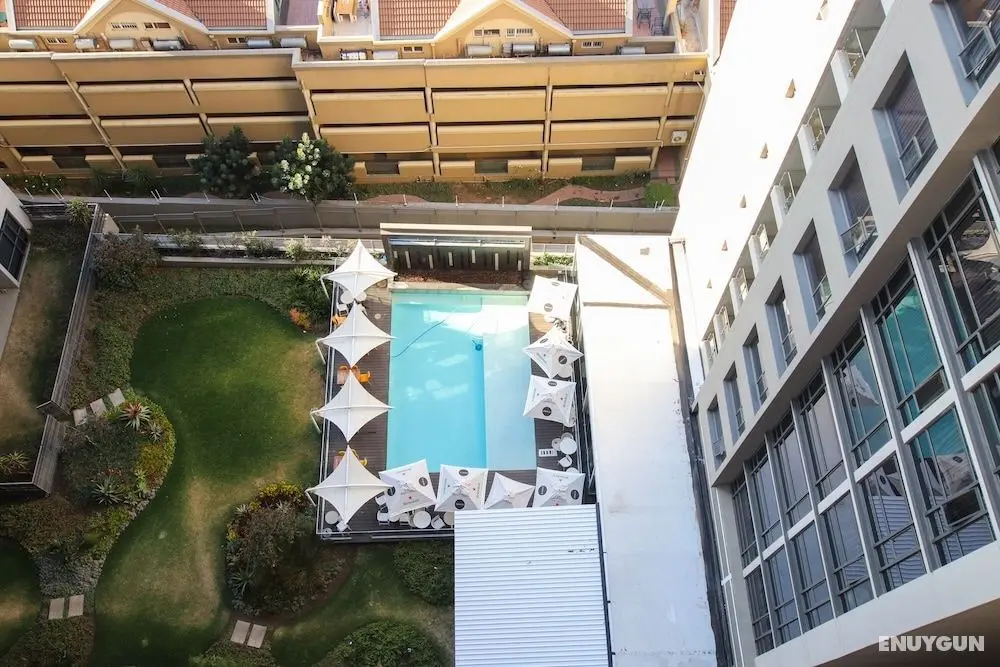 Sandton Smart Apartment Fifteen - Havuz