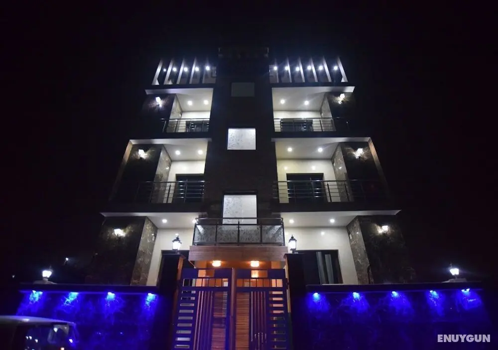 Sangvi Palace - Dış Mekan