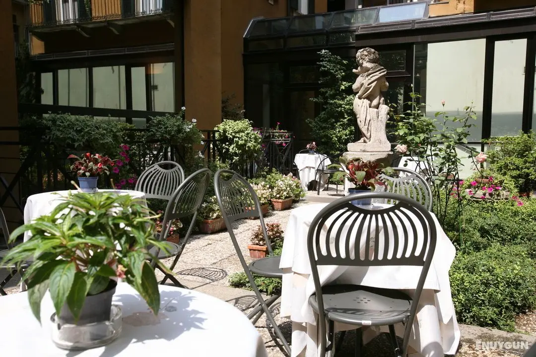 Hotel Sanpi Milano - Manzara / Peyzaj