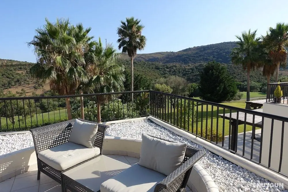 Sanroque Club Apartment - Öne Çıkan Resim