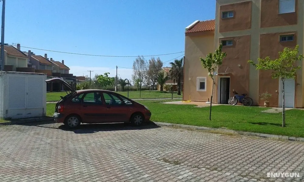Sansen Villa Tripotamos - Otopark