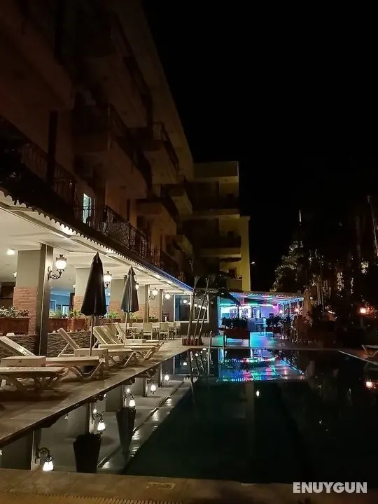 Santana Hotel - Öne Çıkan Resim