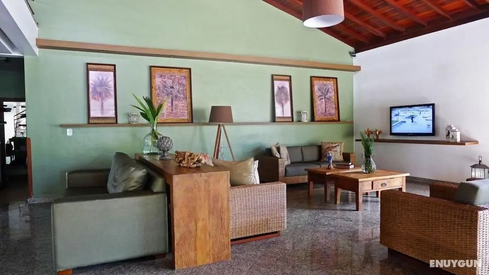 Sarana Praia Hotel - Lobi