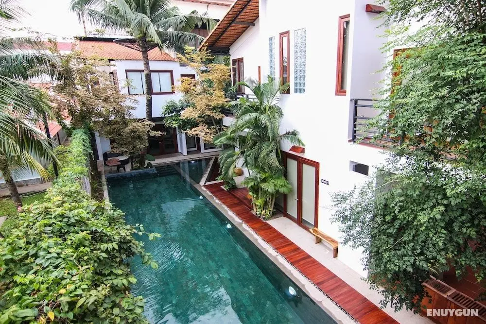 Sarina Hotel & Villa - Havuz